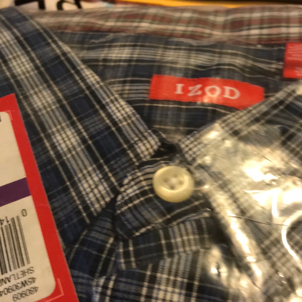 Handsome izod casual buttondiwn